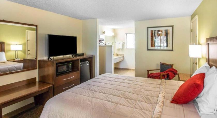 Rodeway Inn Glenwood Springs Bagian luar foto