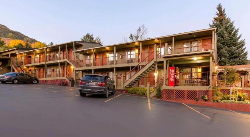 Rodeway Inn Glenwood Springs Bagian luar foto