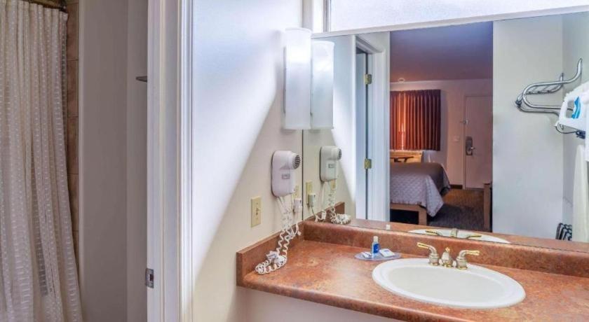 Rodeway Inn Glenwood Springs Bagian luar foto
